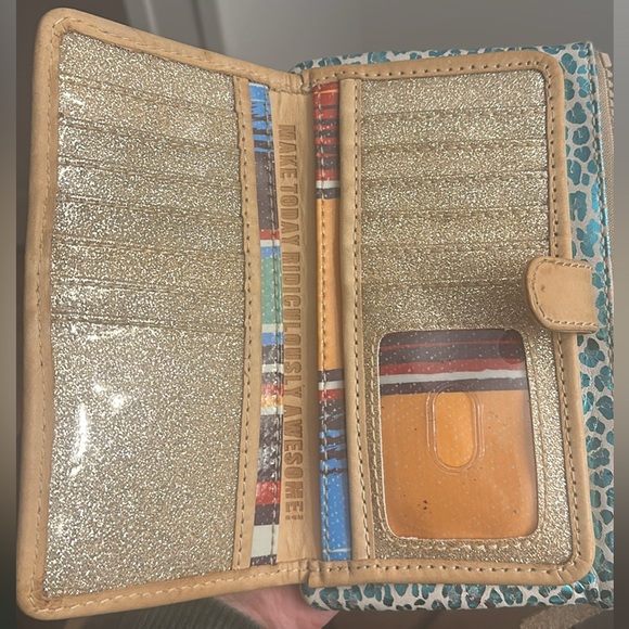 Consuela wallet - Picture 2 of 4